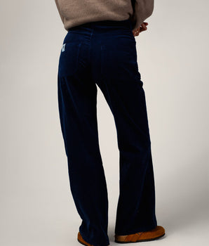 NAVY FLARE PANTS