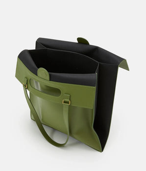 Sarany | Green leather