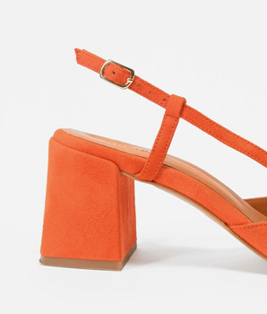 SLINGBACKS WITH ADJUSTABLE STRAPS - Orange suede leather